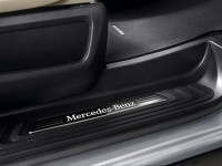 Накладки на пороги (A4476860500) для Mercedes Benz