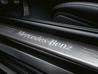 Накладки на пороги (A1726802335) для Mercedes Benz