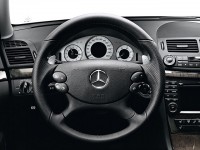 Спортивное рулевое колесо AMG (B66037321) для Mercedes Benz